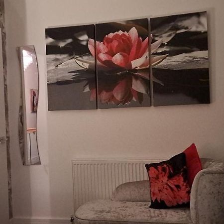 Cosy Double Room Харрогейт Экстерьер фото