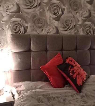Cosy Double Room Харрогейт Экстерьер фото